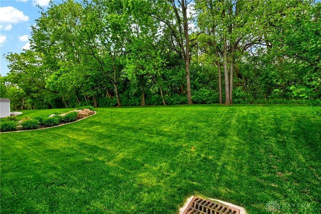 1152 Sarah Freeman Drive, Dayton, OH 45458