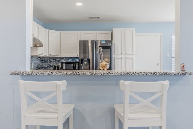 619 County Road 3350, Emory, TX 75440