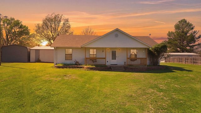 619 County Road 3350, Emory, TX 75440