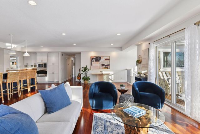 1201 Angelo Drive, Golden Valley, MN 55422