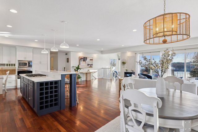 1201 Angelo Drive, Golden Valley, MN 55422