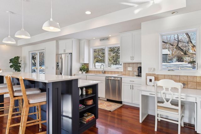 1201 Angelo Drive, Golden Valley, MN 55422