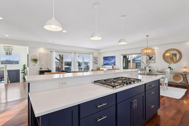 1201 Angelo Drive, Golden Valley, MN 55422