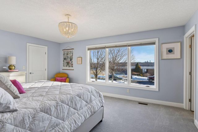 1201 Angelo Drive, Golden Valley, MN 55422