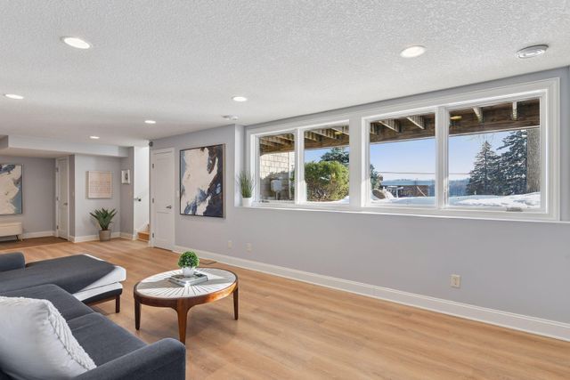 1201 Angelo Drive, Golden Valley, MN 55422