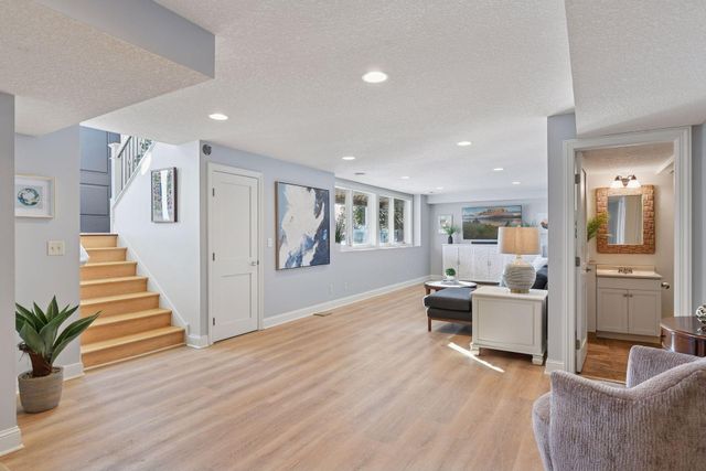 1201 Angelo Drive, Golden Valley, MN 55422