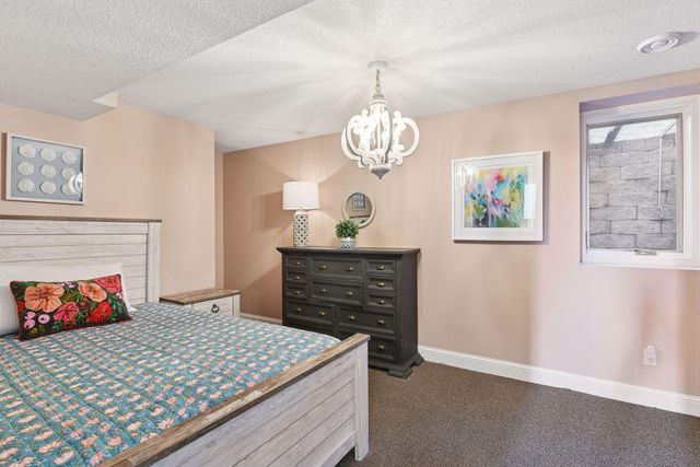 1201 Angelo Drive, Golden Valley, MN 55422