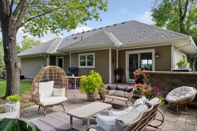 1201 Angelo Drive, Golden Valley, MN 55422