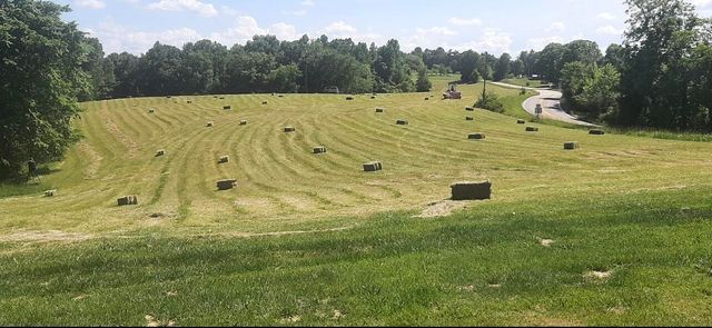 12195 Hwy 587, Beattyville, KY 41311