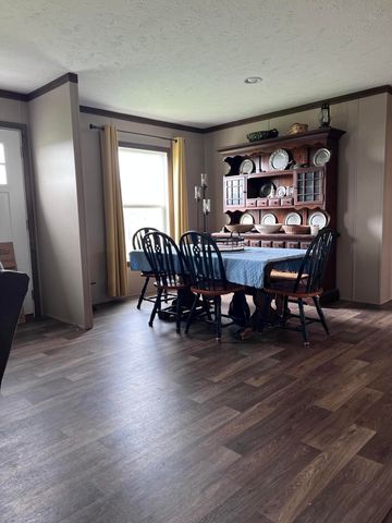 12195 Hwy 587, Beattyville, KY 41311