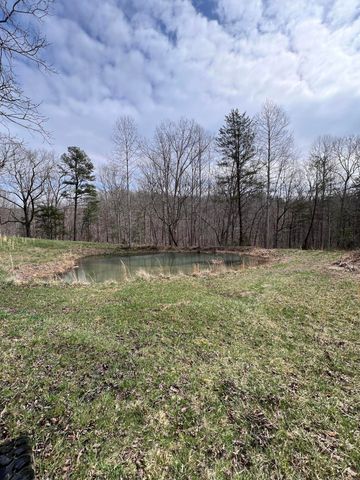 12195 Hwy 587, Beattyville, KY 41311