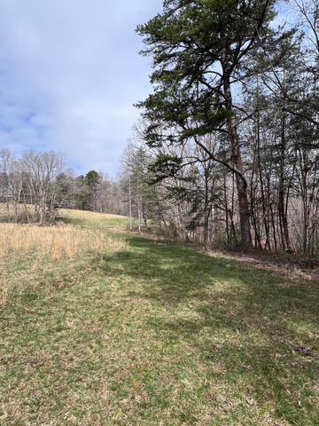 12195 Hwy 587, Beattyville, KY 41311
