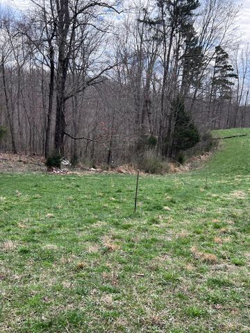 12195 Hwy 587, Beattyville, KY 41311