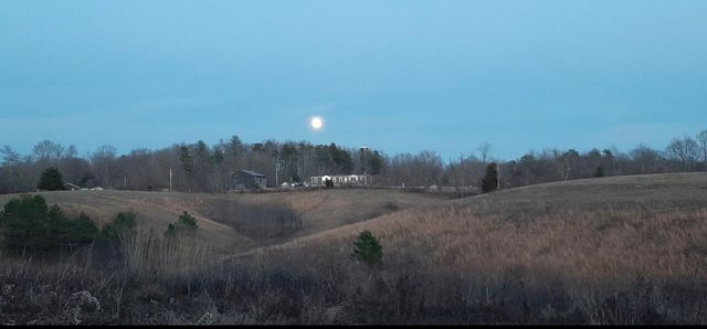12195 Hwy 587, Beattyville, KY 41311