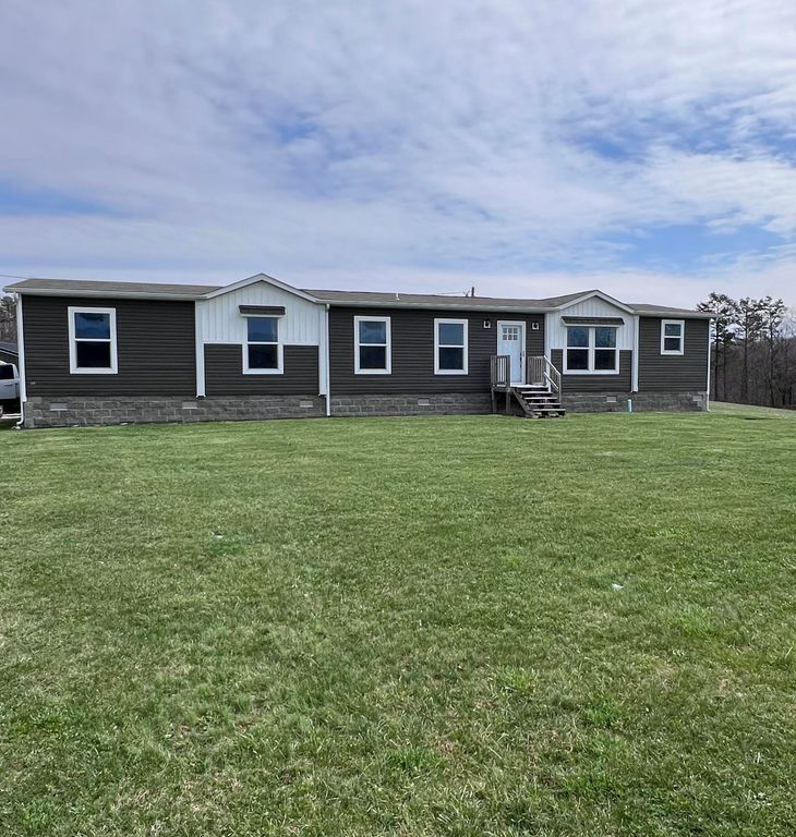 12195 Hwy 587, Beattyville, KY 41311