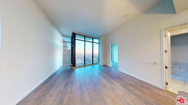 1200 S FIGUEROA Street W3306, Los Angeles, CA 90015