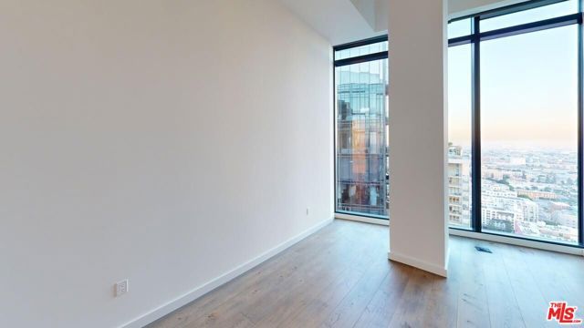 1200 S FIGUEROA Street W3306, Los Angeles, CA 90015