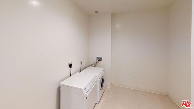 1200 S FIGUEROA Street W3306, Los Angeles, CA 90015