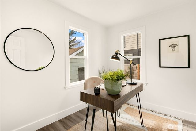 935 N 92nd Street, Seattle, WA 98103