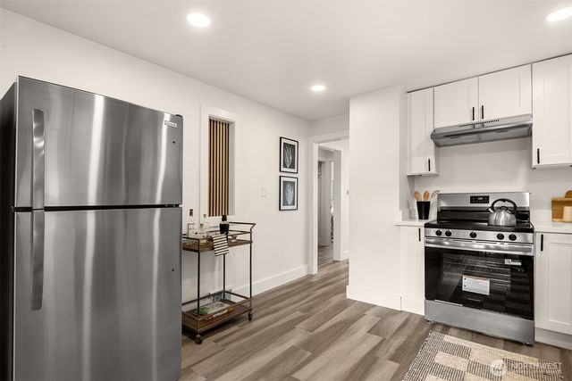 935 N 92nd Street, Seattle, WA 98103