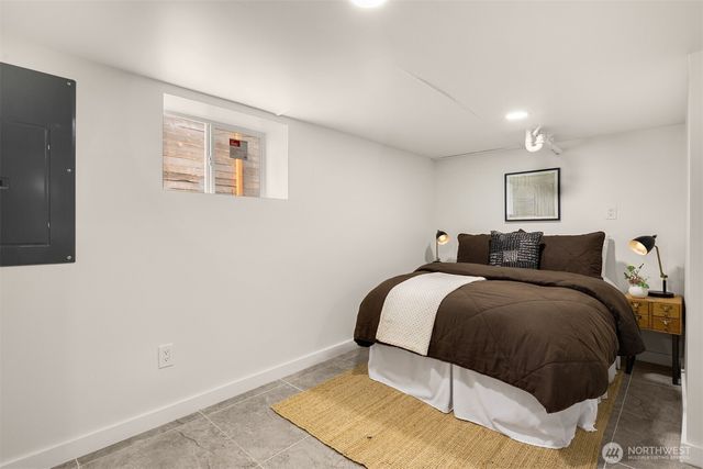 935 N 92nd Street, Seattle, WA 98103