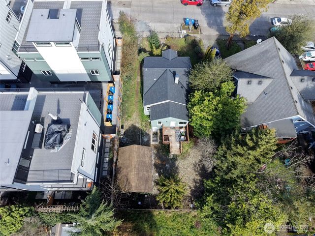 935 N 92nd Street, Seattle, WA 98103