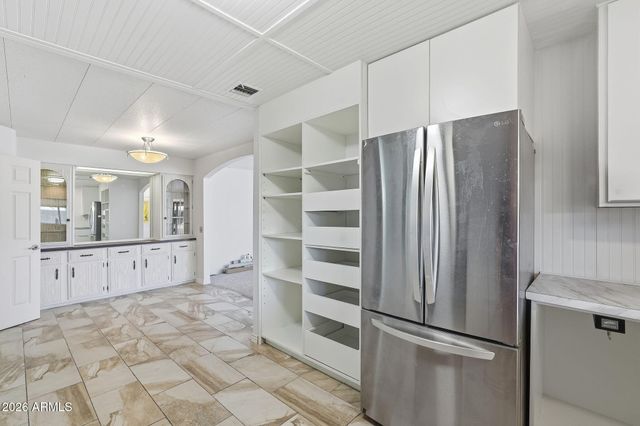 120 N VAL VISTA Drive 118, Mesa, AZ 85213