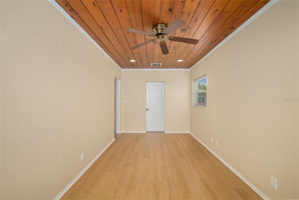 Image 30 of property listing at 808 26TH STREET W, Bradenton, FL 34205