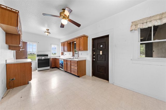 1911 VERONA STREET, Kissimmee, FL 34741