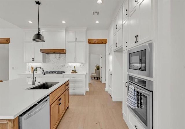 9741 Regado Court, Cashion, OK 73044
