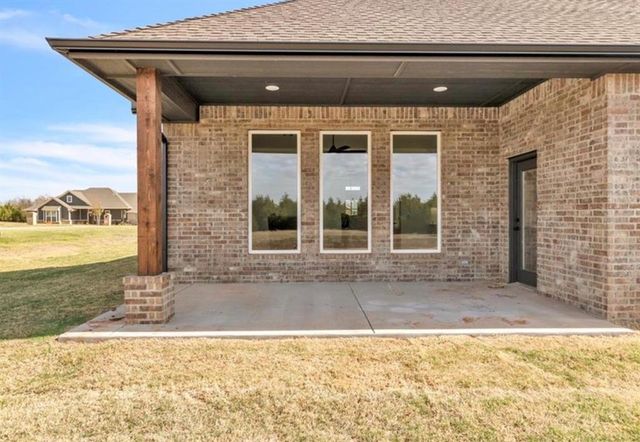 9741 Regado Court, Cashion, OK 73044