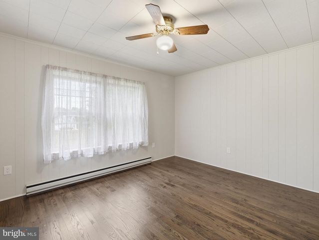 38 COTTAGE ST, Waynesboro, PA 17268