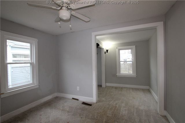 410 Abney Street, St Albans, WV 25177