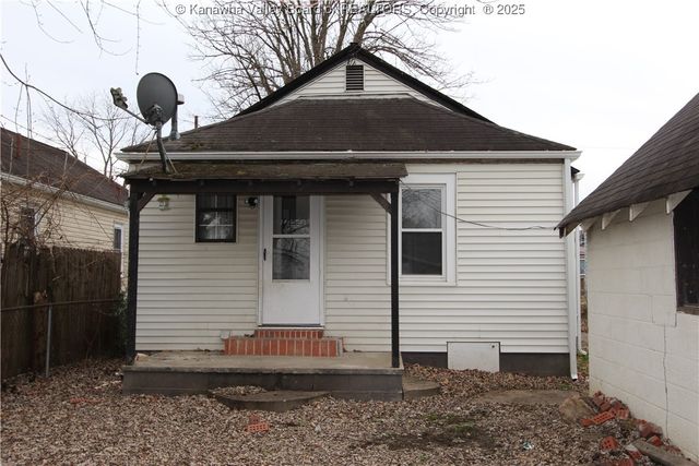 410 Abney Street, St Albans, WV 25177