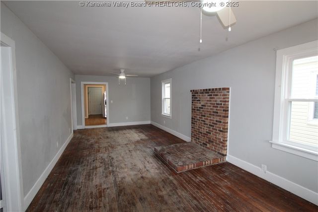 410 Abney Street, St Albans, WV 25177