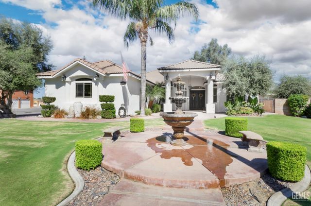 6346 Zephyr Lane, Bakersfield, CA 93307