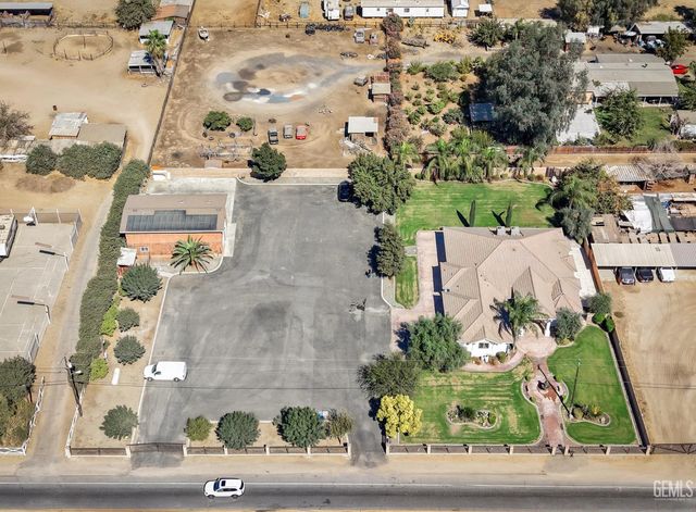 6346 Zephyr Lane, Bakersfield, CA 93307