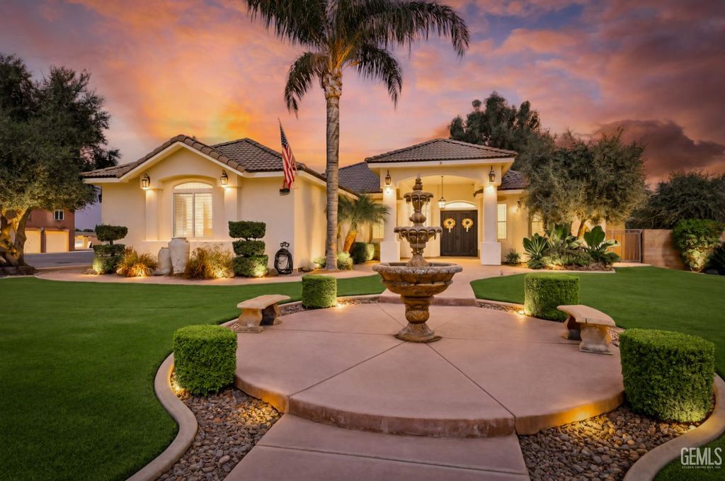 6346 Zephyr Lane, Bakersfield, CA 93307