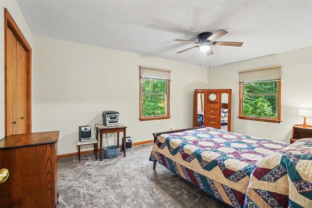 16137 Comstock Street, Grand Haven, MI 49417