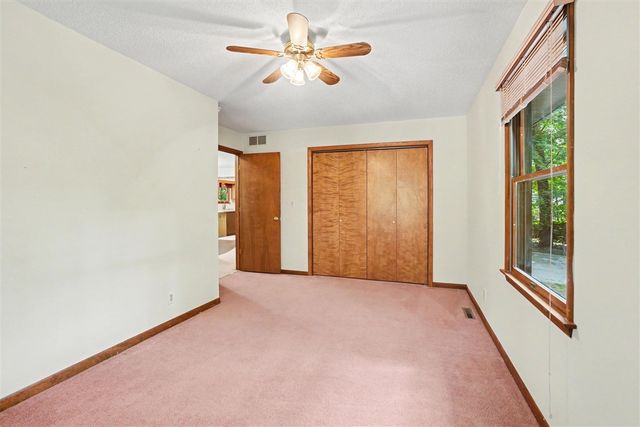 16137 Comstock Street, Grand Haven, MI 49417