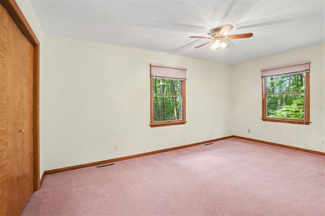 16137 Comstock Street, Grand Haven, MI 49417