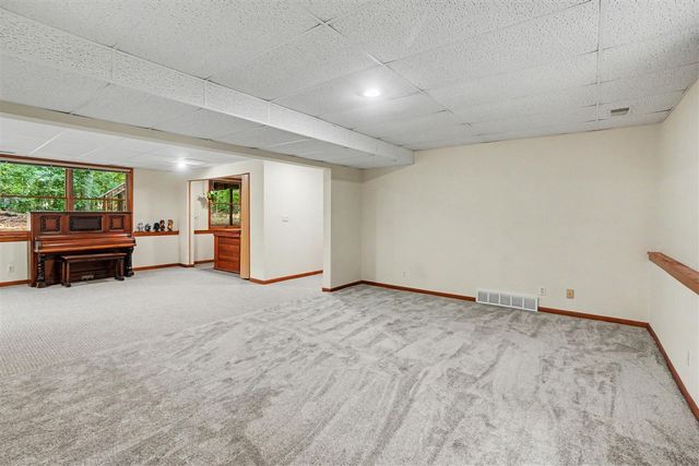 16137 Comstock Street, Grand Haven, MI 49417