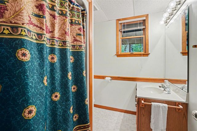 16137 Comstock Street, Grand Haven, MI 49417