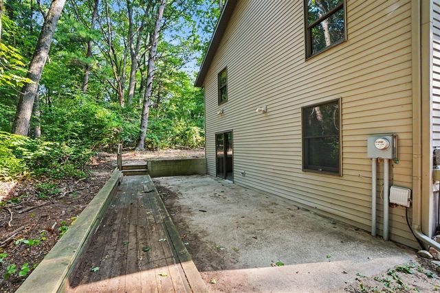 16137 Comstock Street, Grand Haven, MI 49417