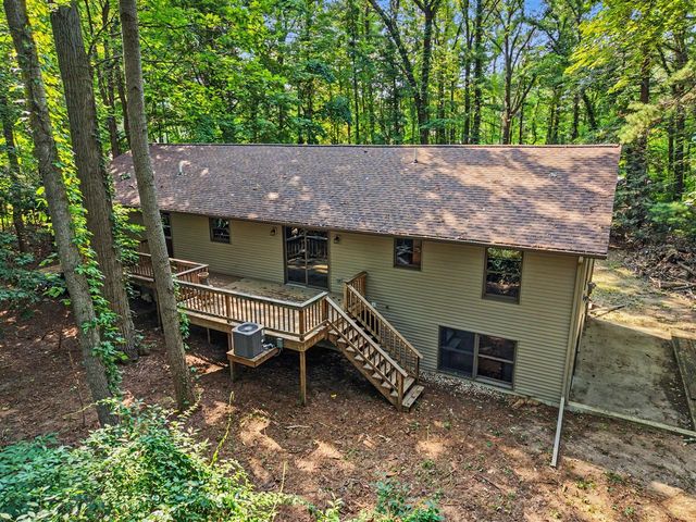 16137 Comstock Street, Grand Haven, MI 49417
