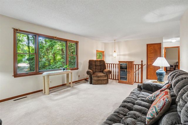 16137 Comstock Street, Grand Haven, MI 49417