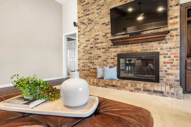 1102 Trophy Club Drive, Roanoke, TX 76262