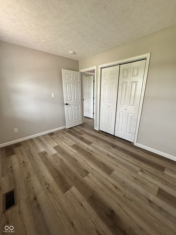 127 Pilgrim Court, Greenwood, IN 46142