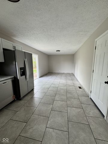 127 Pilgrim Court, Greenwood, IN 46142