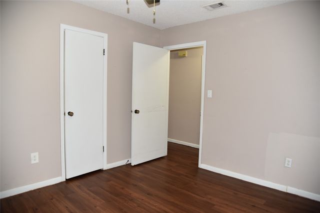 2521 W 5th Avenue, Corsicana, TX 75110
